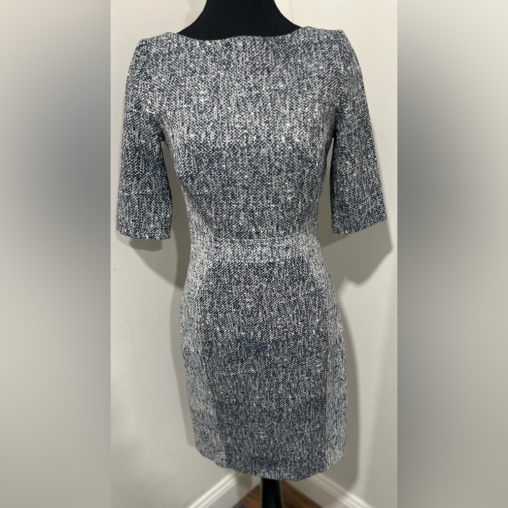 Lela Rose navy and White Sheath Dress with lining 3/4 Sleeve Crew Neck size 4